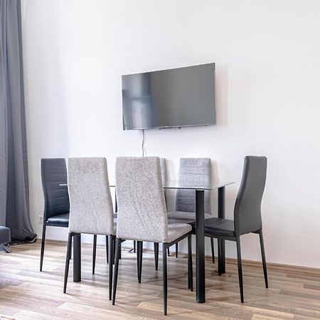 Explore Vienna 2Br And 1Lr Retreat Near Westbahnhof Luaran gambar