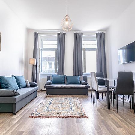 Explore Vienna 2Br And 1Lr Retreat Near Westbahnhof Luaran gambar