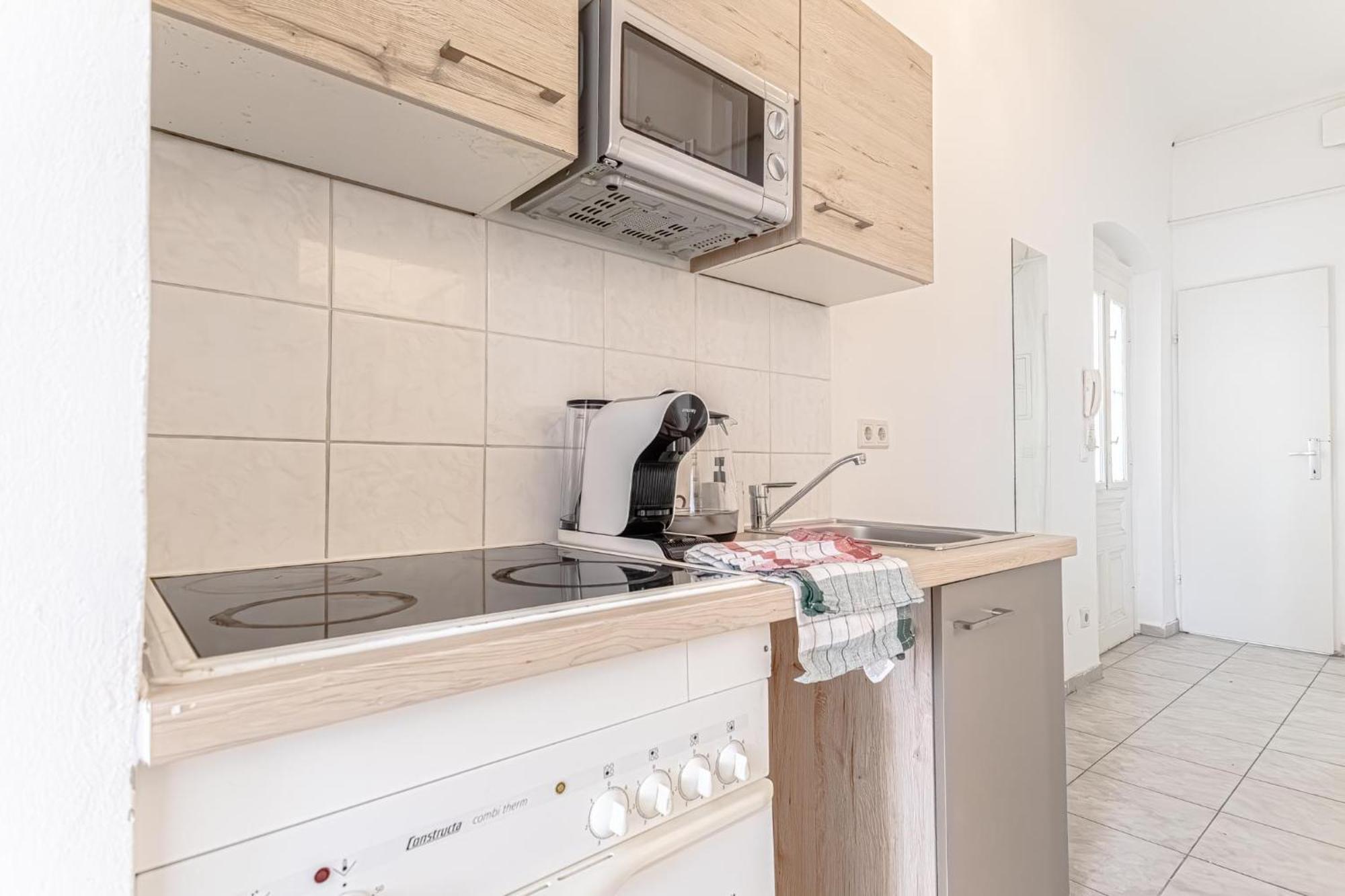 Explore Vienna 2Br And 1Lr Retreat Near Westbahnhof Luaran gambar
