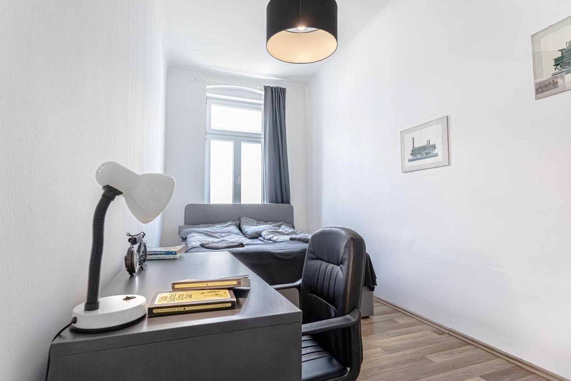 Explore Vienna 2Br And 1Lr Retreat Near Westbahnhof Luaran gambar