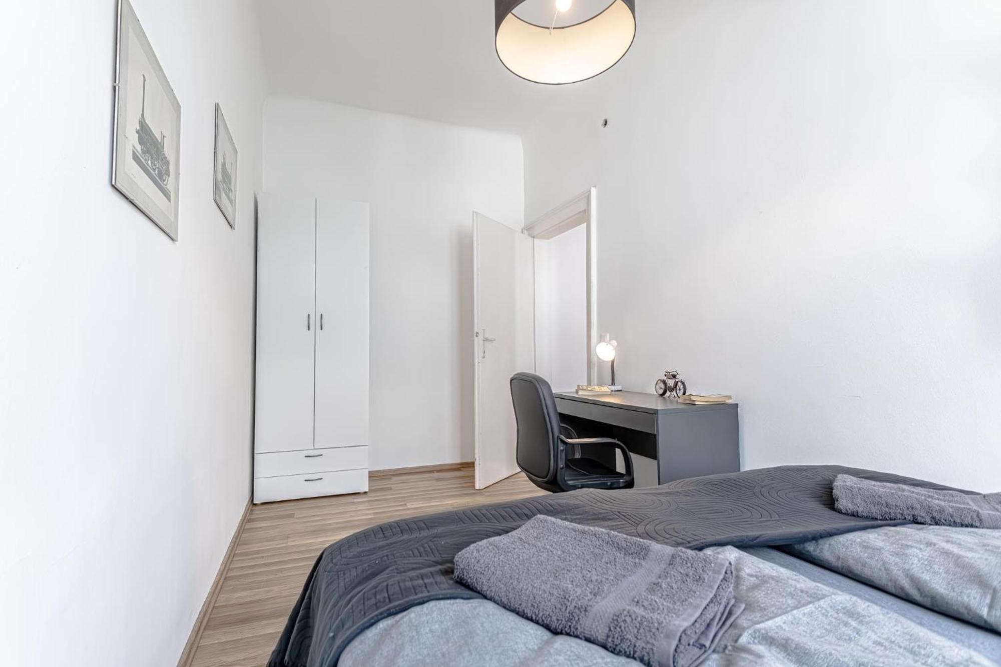 Explore Vienna 2Br And 1Lr Retreat Near Westbahnhof Luaran gambar