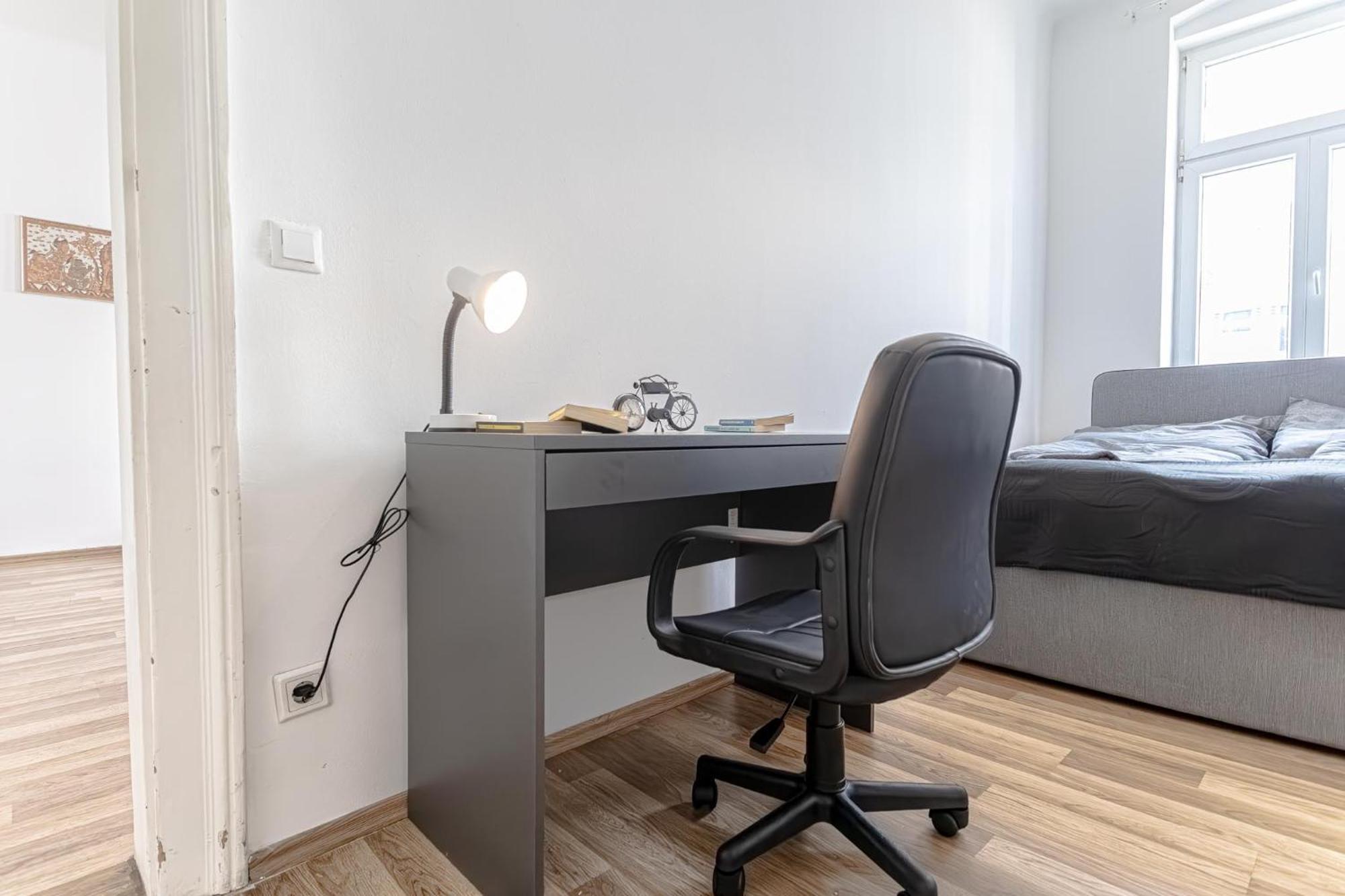 Explore Vienna 2Br And 1Lr Retreat Near Westbahnhof Luaran gambar