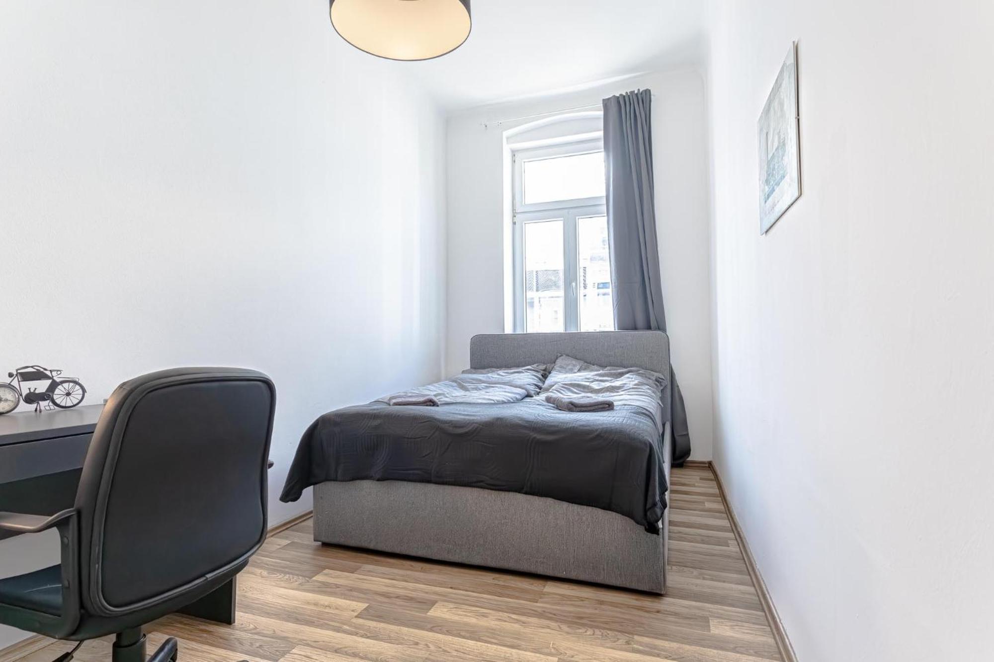 Explore Vienna 2Br And 1Lr Retreat Near Westbahnhof Luaran gambar